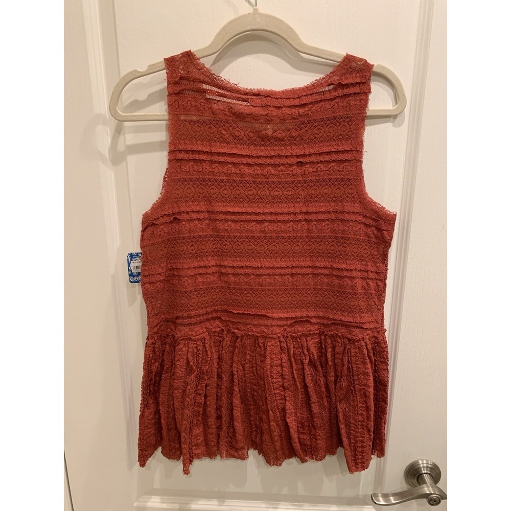 NWT Free People Textured Pucker Lace Cami Peplum Sleeveless Top Sheer Red Sz S - Picture 3 of 7